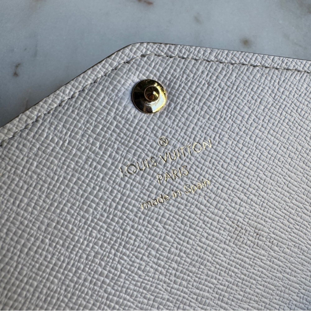 Louis Vuitton Spring in the City Sarah Wallet - Picture 12 of 15